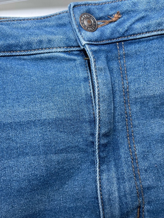 American Eagle Women’s Stretch Mom High Waisted Blue Denim Shorts Size 14 - Picture 9 of 16